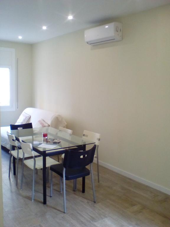 Castel Apartments L'Hospitalet de Llobregat Eksteriør billede
